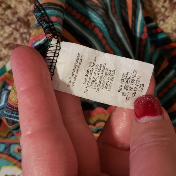 Large Super Cute Boutique Top - Picture 2 of 3